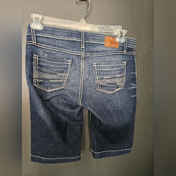 BKE Stella dark denim Bermuda shorts size 28 - Picture 2 of 2